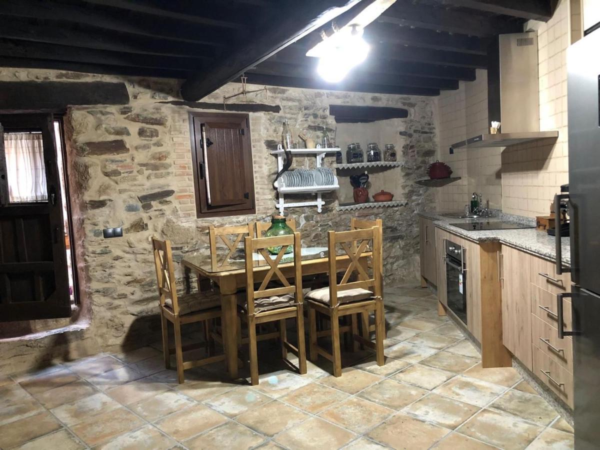 Casa Rural La Moraquintana Villa Santibanez el Bajo Buitenkant foto