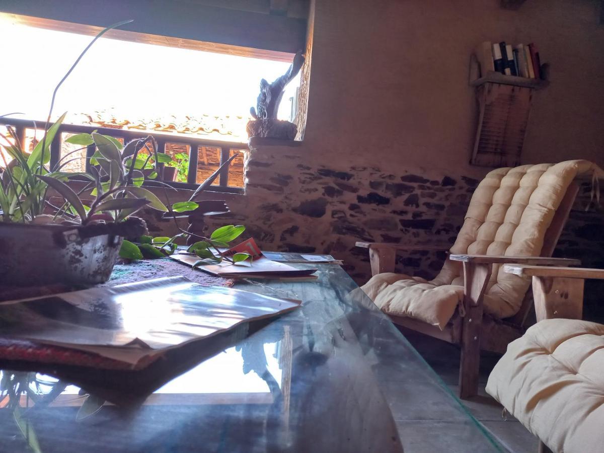 Casa Rural La Moraquintana Villa Santibanez el Bajo Buitenkant foto