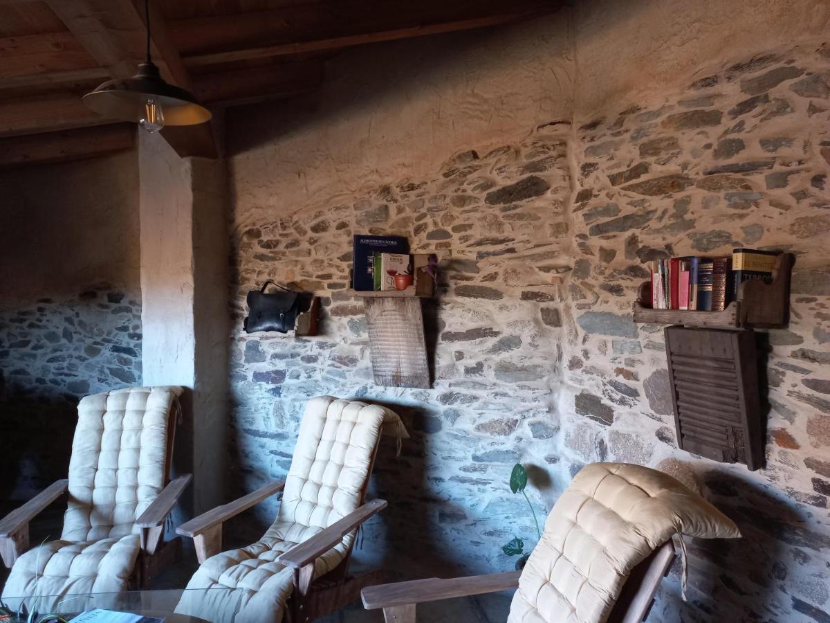 Casa Rural La Moraquintana Villa Santibanez el Bajo Buitenkant foto
