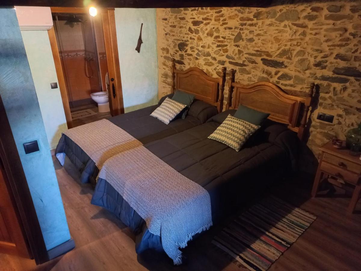 Casa Rural La Moraquintana Villa Santibanez el Bajo Buitenkant foto