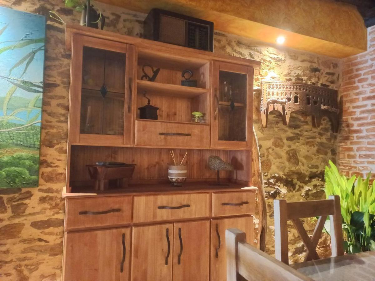 Casa Rural La Moraquintana Villa Santibanez el Bajo Buitenkant foto