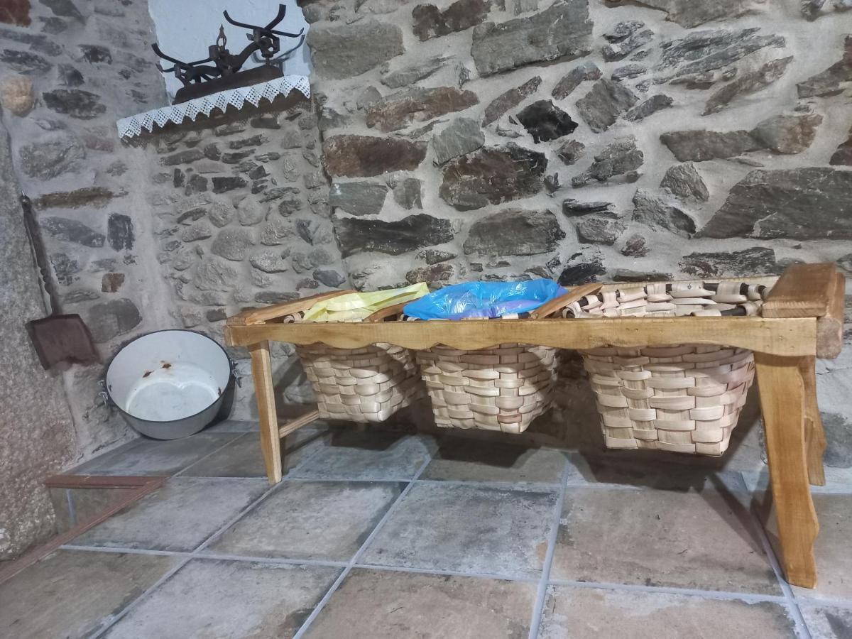 Casa Rural La Moraquintana Villa Santibanez el Bajo Buitenkant foto