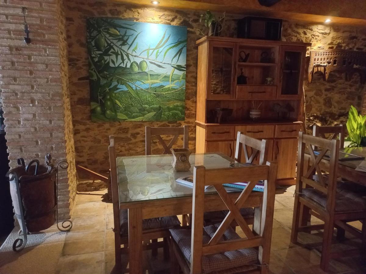 Casa Rural La Moraquintana Villa Santibanez el Bajo Buitenkant foto
